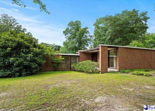 Property at 517 Arbor Dr, Florence, SC 29501, 3 beds, 2.5 baths