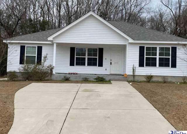 Property at 1400 Marion Ave, Florence, SC 29505, 3 beds, 2 baths