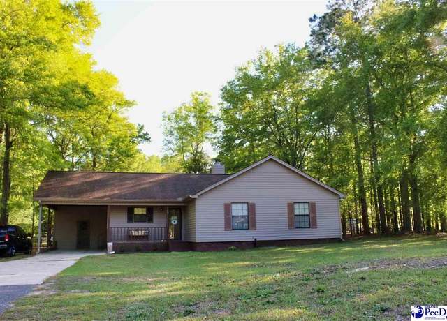 Property at 10 Meeting St, Cheraw, SC 29520, 3 beds, 2 baths