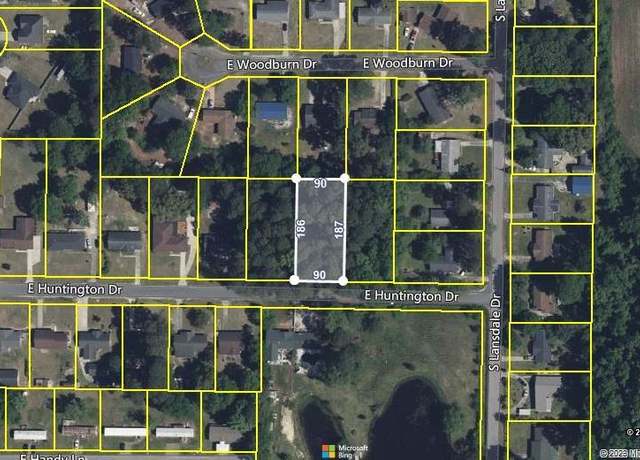 Property at 3313 E Huntington Dr, Florence, SC 29506