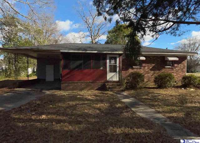 Property at 513 S Pine St, Marion, SC 29571, 3 beds, 1 bath