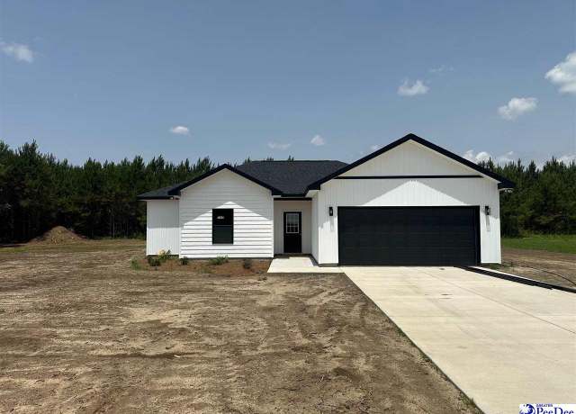 Property at 7845 E National Cemetery Rd, Florence, SC 29506, 3 beds, 2 baths