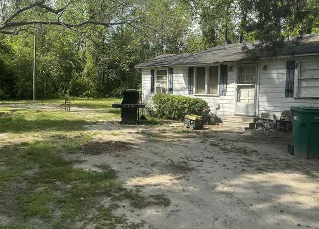 Property at 113 B S Jones Rd, Olanta, SC 29114, 2 beds, 1 bath