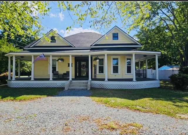 Property at 2858 Creek Rd, Timmonsvile, SC 29161, 4 beds, 3 baths
