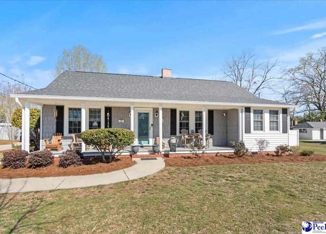 Property at 718 W College Ave, Hartsville, SC 29550, 3 beds, 2 baths