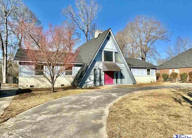 Property at 2369 Hallmark Dr, Florence, SC 29505, 3 beds, 2 baths