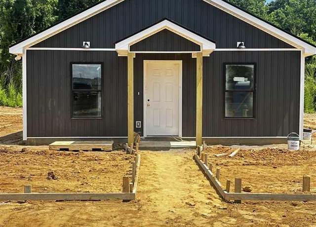 Property at 114 Lake St, Lake City, SC 29560, 3 beds, 2 baths