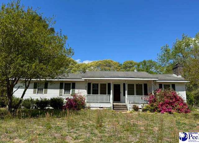 Property at 2625 Oakland Rd, Dillon, SC 29547, 3 beds, 2 baths