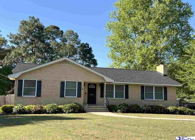 Property at 1410 Georgian Dr, Hartsville, SC 29550, 3 beds, 2 baths