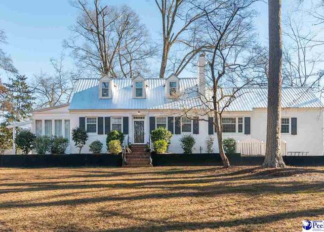 Property at 607 Third St, Cheraw, SC 29520, 3 beds, 3.5 baths