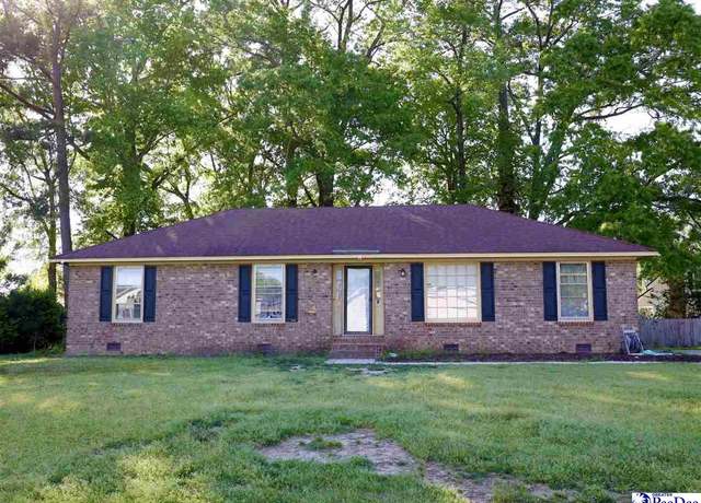 Property at 463 Chippenham Ln, Florence, SC 29501, 3 beds, 2 baths