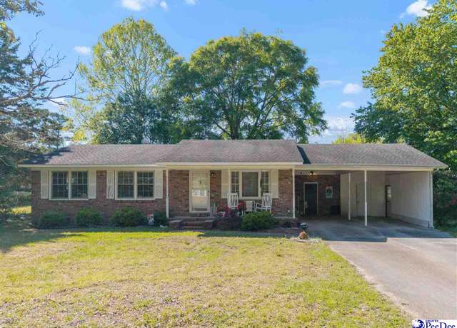 Property at 945 Sanfran Cir, Darlington, SC 29532, 3 beds, 1.5 baths