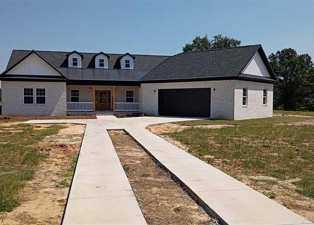 Property at 1631 Timmonsville Hwy, Darlington, SC 29532, 3 beds, 2.5 baths