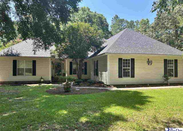 Property at 1201 Crooked Crk, Hartsville, SC 29550, 3 beds, 2.5 baths