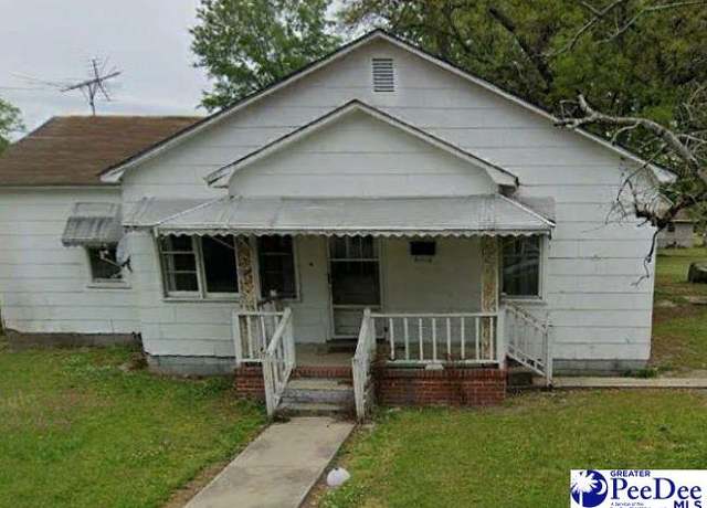 Property at 324 Floyd Ave, Lake City, SC 29560, 2 beds, 1.5 baths