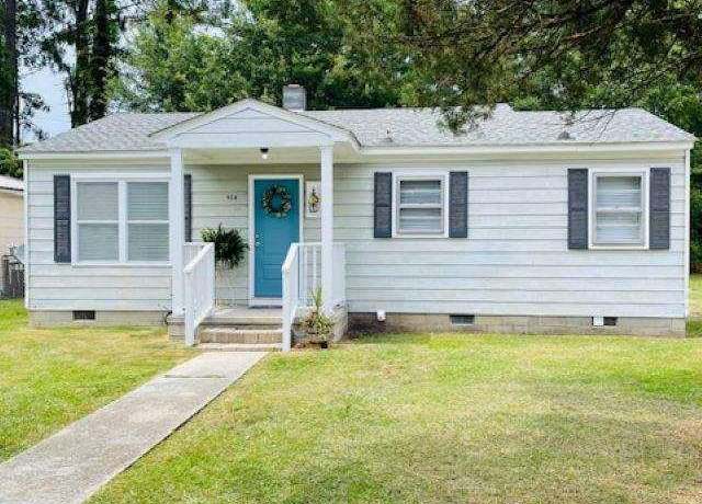 Property at 908 James St, Dillon, SC 29536, 2 beds, 1 bath