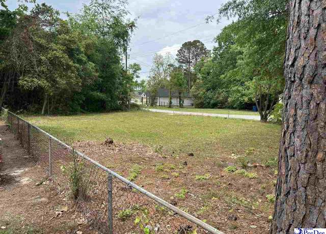 Property at 213 E Ave, Darlington, SC 29532