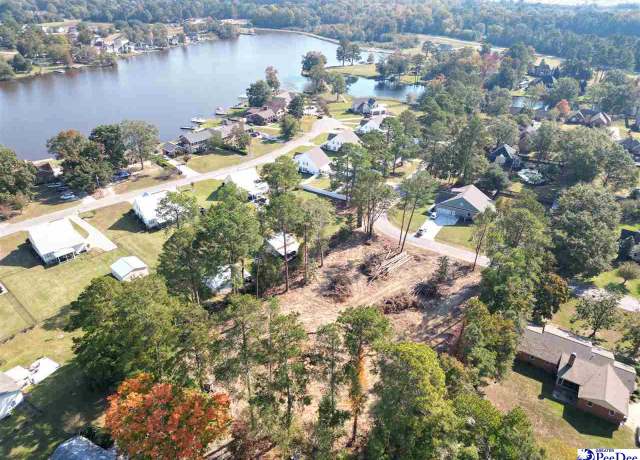 Property at 1 Acre Greenview Dr, Florence, SC 29501
