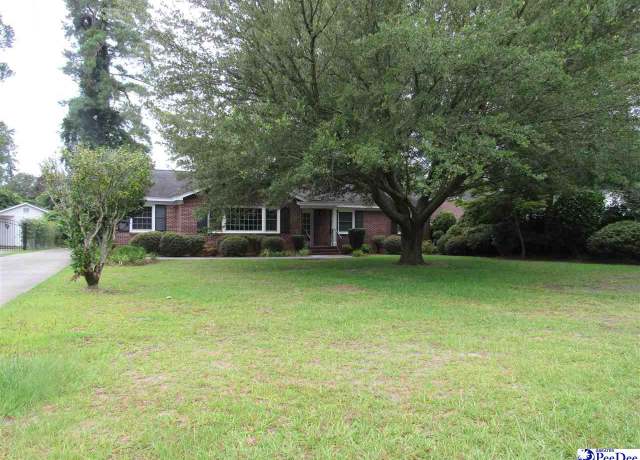 Property at 526 Iris Dr, Florence, SC 29501, 3 beds, 2 baths