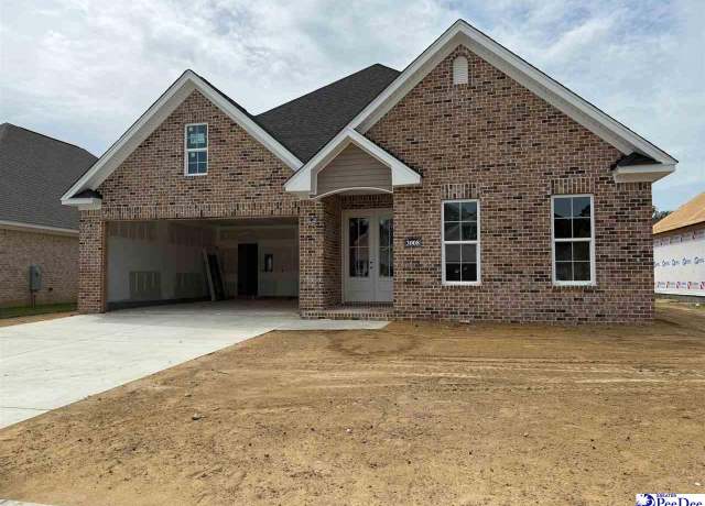 Property at 3008 Weatherstone Ln, Florence, SC 29501, 4 beds, 2 baths