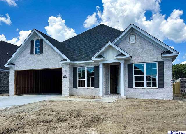 Property at 3009 Weatherstone Ln, Florence, SC 29501, 4 beds, 2.5 baths