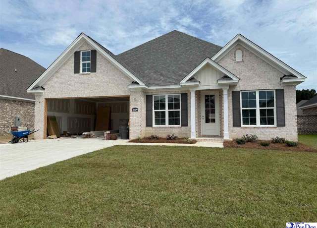 Property at 3009 Weatherstone Ln, Florence, SC 29501, 4 beds, 2.5 baths