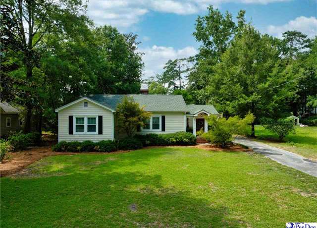 Property at 122 Rogers Ave, Hartsville, SC 29550, 3 beds, 2 baths