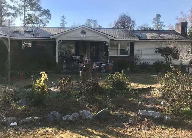 Property at 6313 Middle Rd, Mullins, SC 29574, 3 beds, 2 baths
