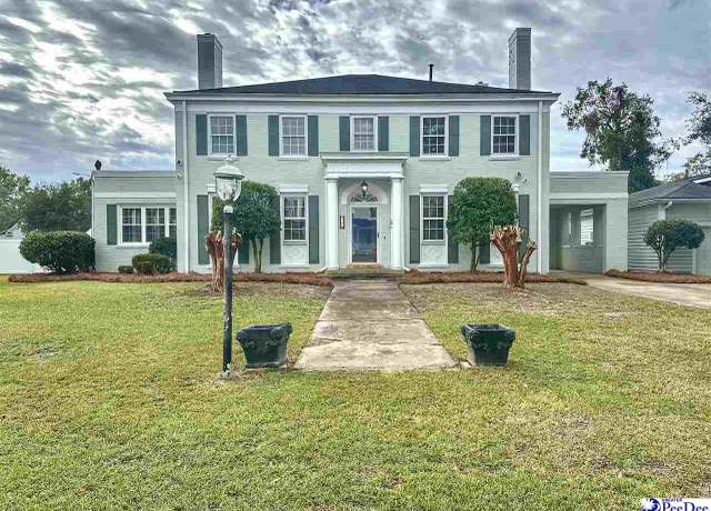Property at 408 E Cleveland St, Dillon, SC 29536, 4 beds, 3 baths