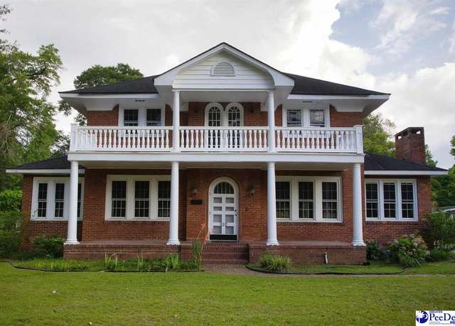 Property at 910 Cherokee Rd, Florence, SC 29501, 3 beds, 2.5 baths
