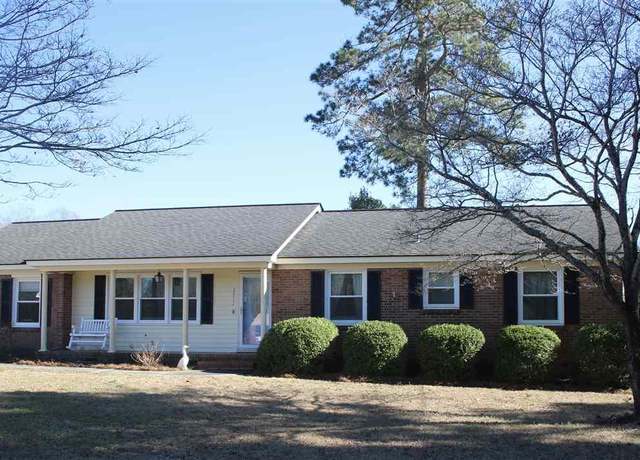 Property at 2912 Boxwood Rd, Florence, SC 29501, 3 beds, 2 baths