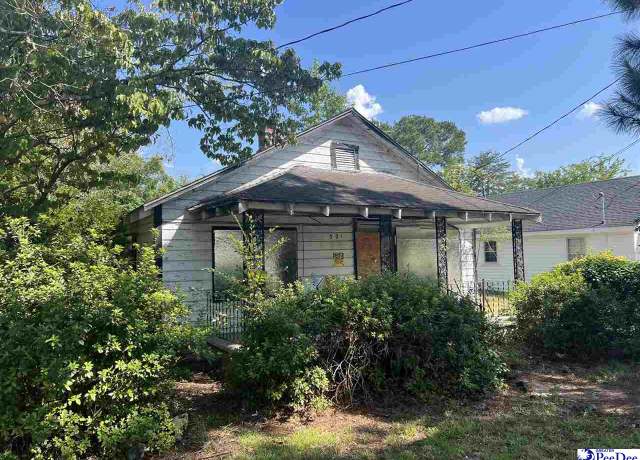 Property at 501 Clifton St, Marion, SC 29571, 3 beds, 1 bath