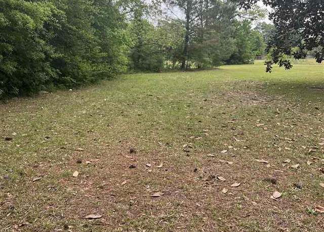 Property at 405 Clifton St, Marion, SC 29571