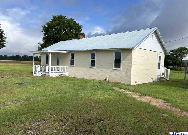 Property at 565 Davids Pond Rd, Bennettsville, SC 29512, 3 beds, 1 bath