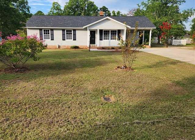 Property at 109 James Rd, Cheraw, SC 29520, 3 beds, 1.5 baths