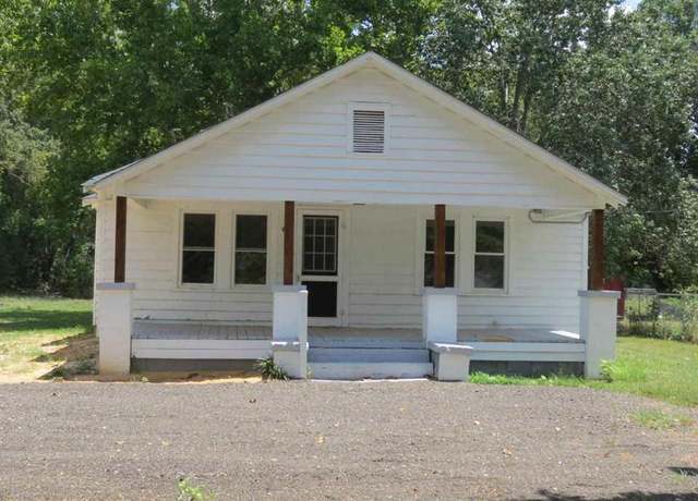Property at 832 N Firetower Rd, Florence, SC 29506, 2 beds, 1 bath