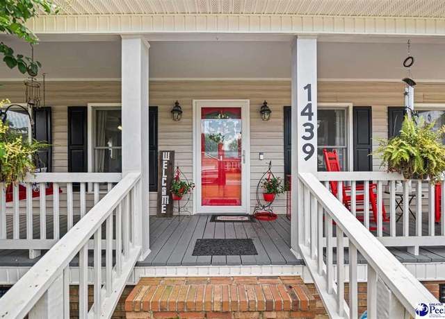 Property at 1439 Chandler Cir, Florence, SC 29505, 4 beds, 2.5 baths