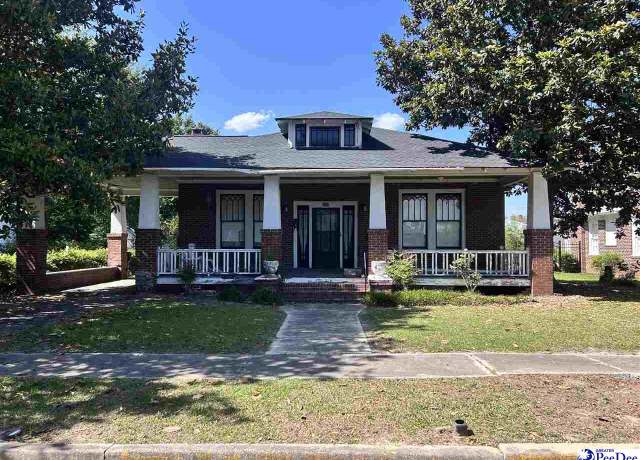 Property at 204 Witcover St, Marion, SC 29571, 4 beds, 1.5 baths
