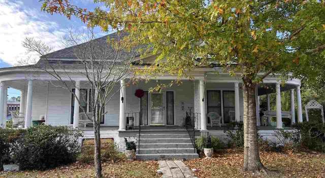 Photo of 306 N Orange St, Timmonsville, SC 29161