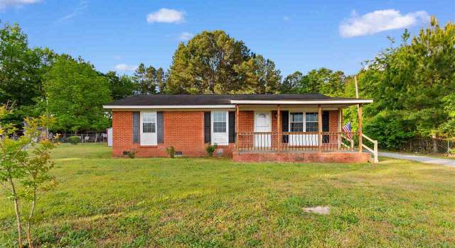 Photo of 1929 E Seven Pines St, Darlington, SC 29532