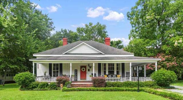 Photo of 116 Moore St, Bennettsville, SC 29512