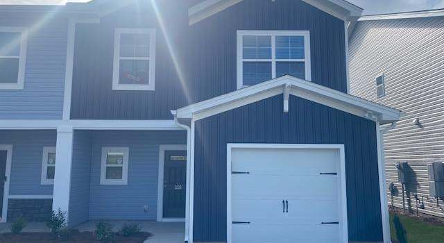 Photo of 228 S Lake Ct, Lexington, SC 29073