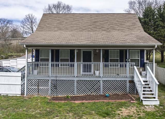 Property at 901 6th St SE, Cleveland, TN 37311, 3 beds, 2 baths