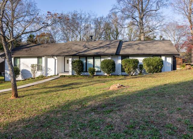 Property at 115 Lake Cir, Harriman, TN 37748, 3 beds, 2 baths
