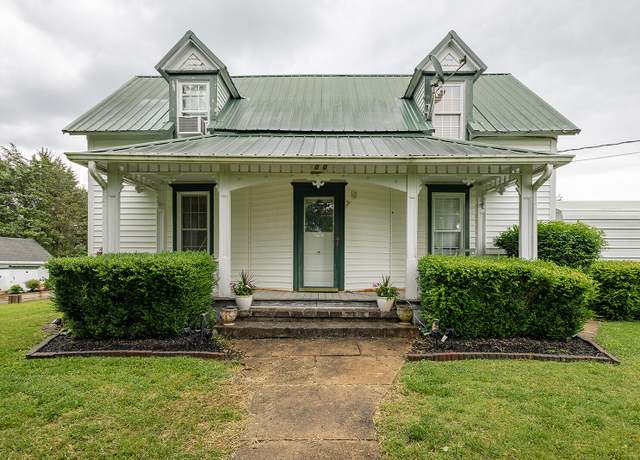 Property at 4030 Douglas Dam Rd, Kodak, TN 37764, 3 beds, 2.5 baths