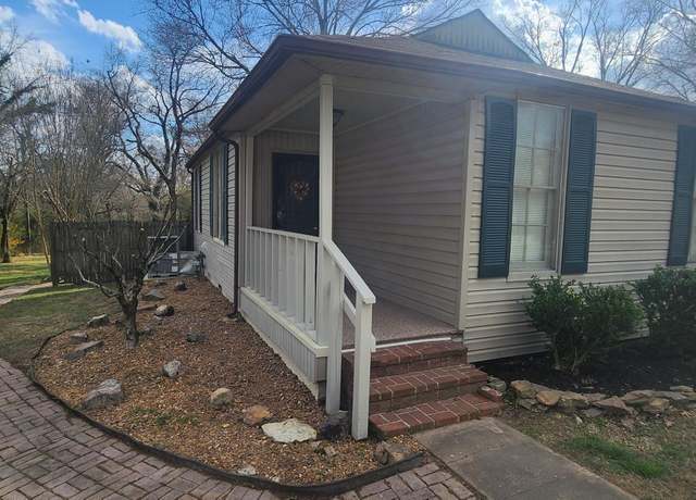 Property at 715 Sherwood Ave, Athens, TN 37303, 3 beds, 1 bath