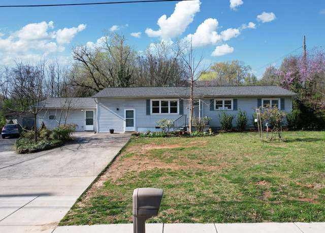 Property at 800 20th St NE, Cleveland, TN 37311, 4 beds, 2 baths