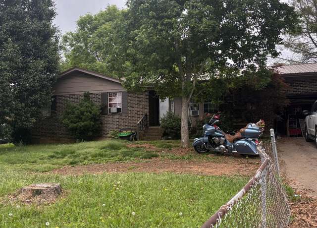 Property at 3715 Dockery St SE, Cleveland, TN 37311, 3 beds, 1 bath