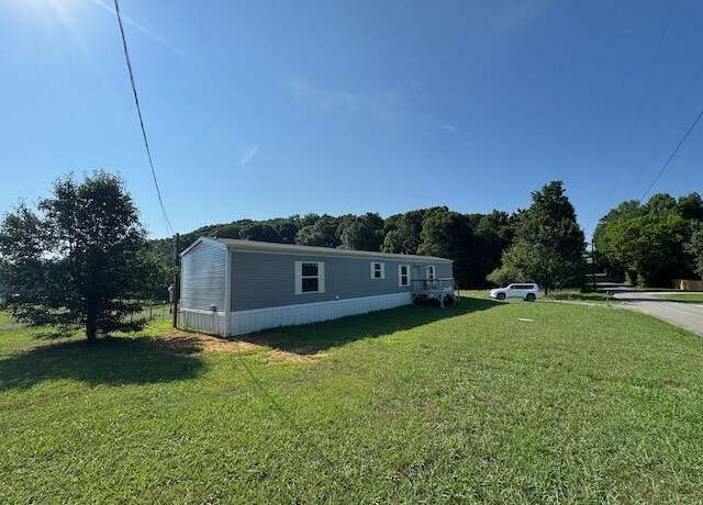 Property at 200 Gardner Rd Unit 2b, Philadelphia, TN 37846, 3 beds, 2 baths