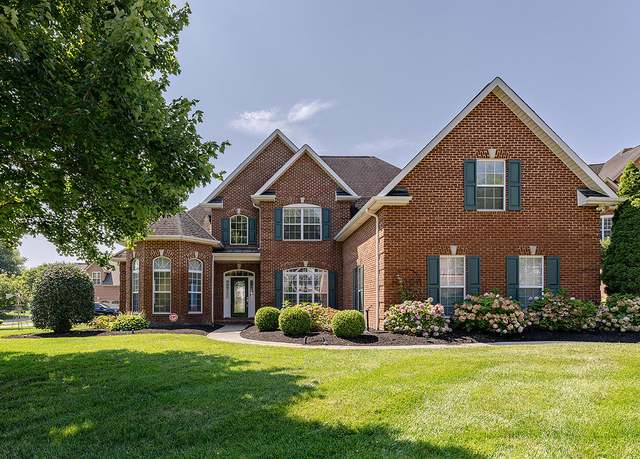 Property at 2631 Wild Fern Ln, Knoxville, TN 37931, 4 beds, 3 baths
